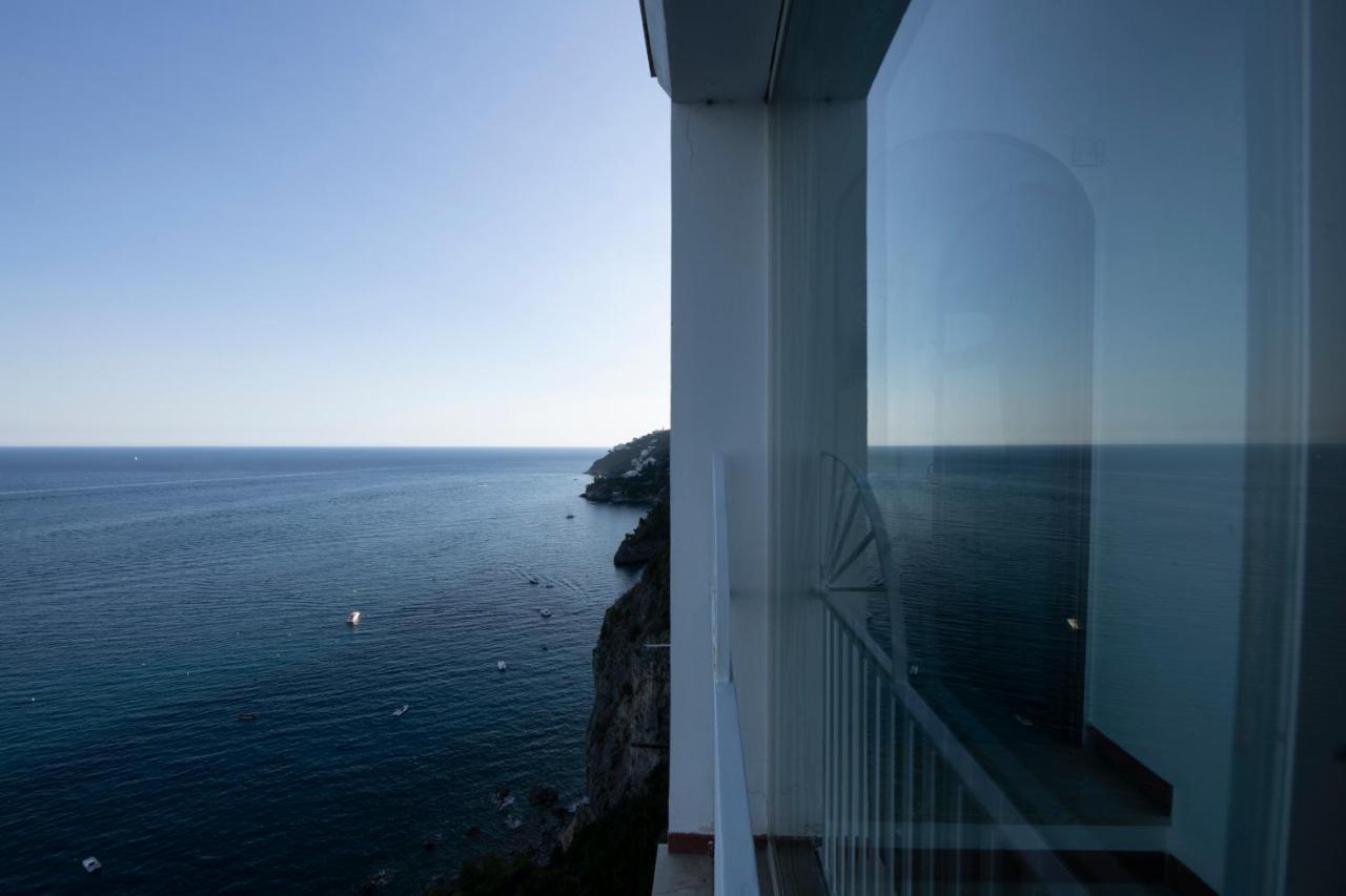 Hotel La Ninfa Amalfi Esterno foto