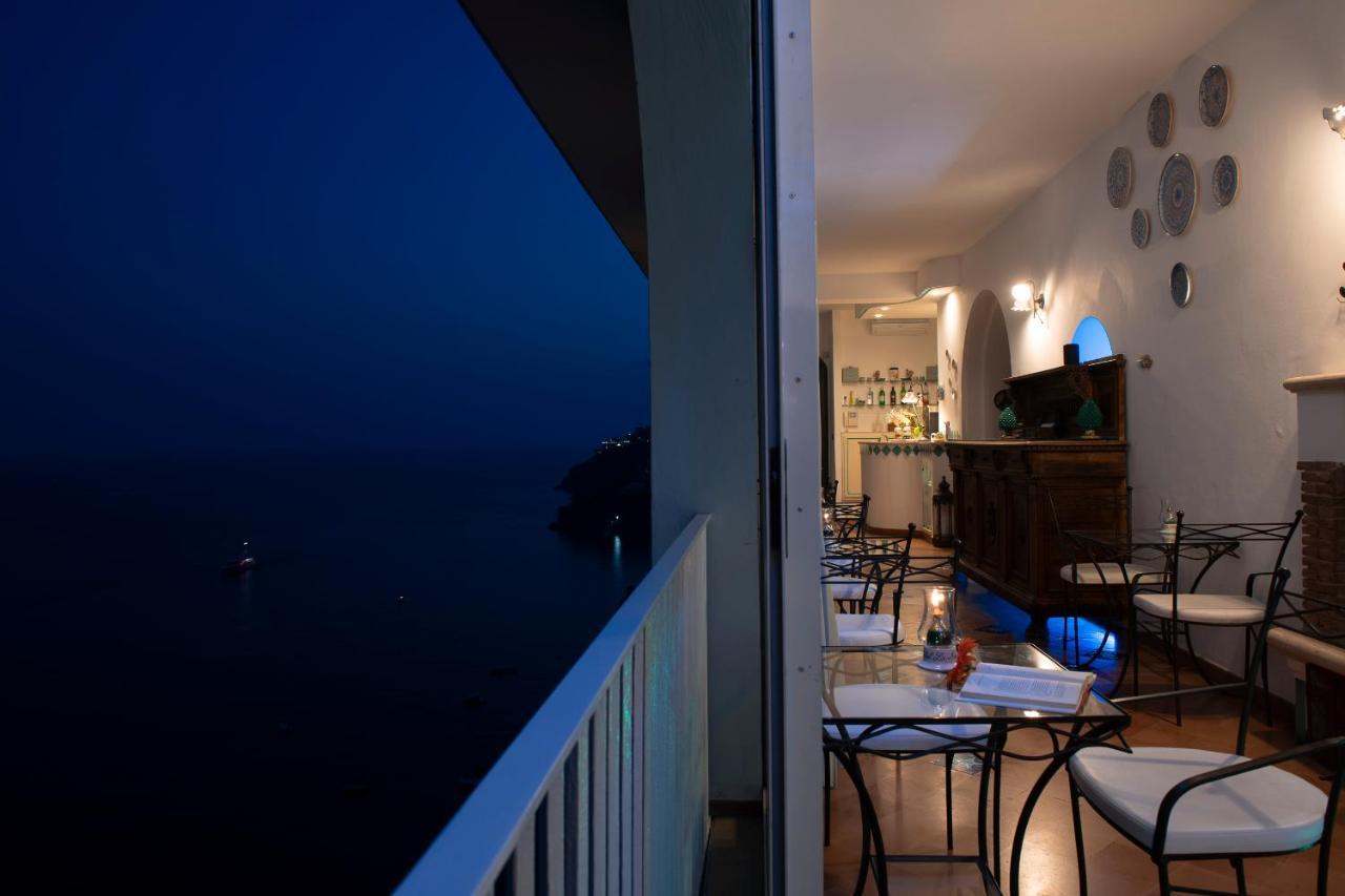 Hotel La Ninfa Amalfi Esterno foto