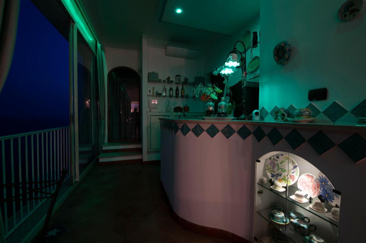 Hotel La Ninfa Amalfi Esterno foto