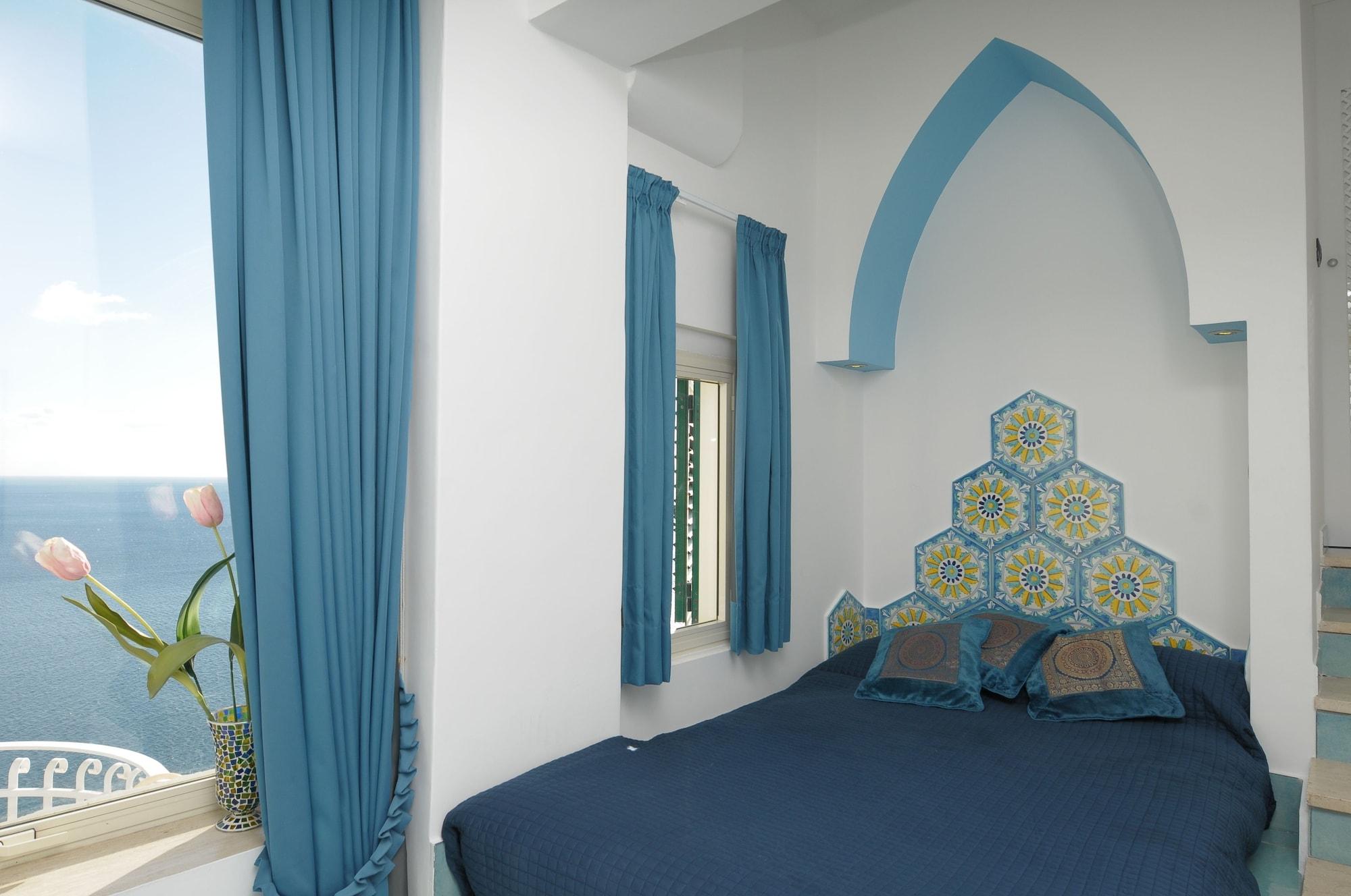 Hotel La Ninfa Amalfi Esterno foto