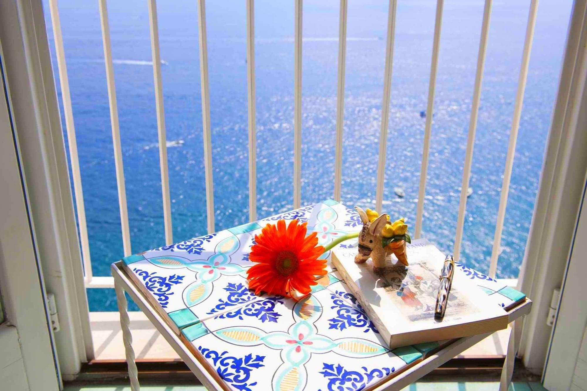 Hotel La Ninfa Amalfi Esterno foto