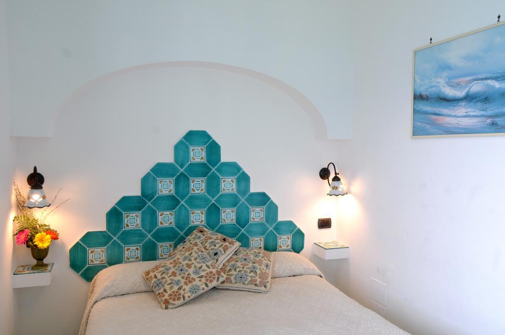 Hotel La Ninfa Amalfi Esterno foto